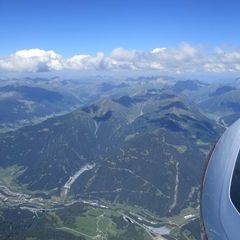 Flugwegposition um 13:23:45: Aufgenommen in der Nähe von Gemeinde Gries am Brenner, Österreich in 3163 Meter